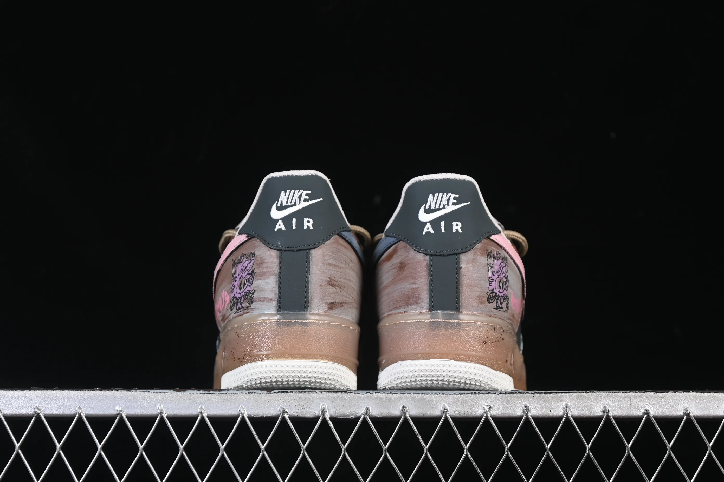 All categories Nk Air Force 1 Air Force series Nk Air Force 1 Low Air Force low-top Nike Air Force 1'07 Low "Mist Powder Diary" Hand-painted graffiti Mist powder diary Air Force 1 low-top casual sneakers CW1888-680